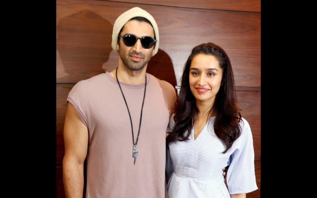 Mohit Suri Keen On Roping In Aditya Roy Kapur And Shraddha Aashiqui 2 is a musical love story of these lovers who goes through love and hate, fame and failure in their lives. mohit suri keen on roping in aditya roy