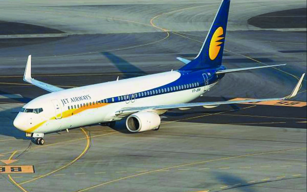 Mcdonnell douglas md-88. Маломощный самолет 7 букв. Марокканские авиалинии. Вид самолета 7 букв. Боинг 787 дримлайнер.