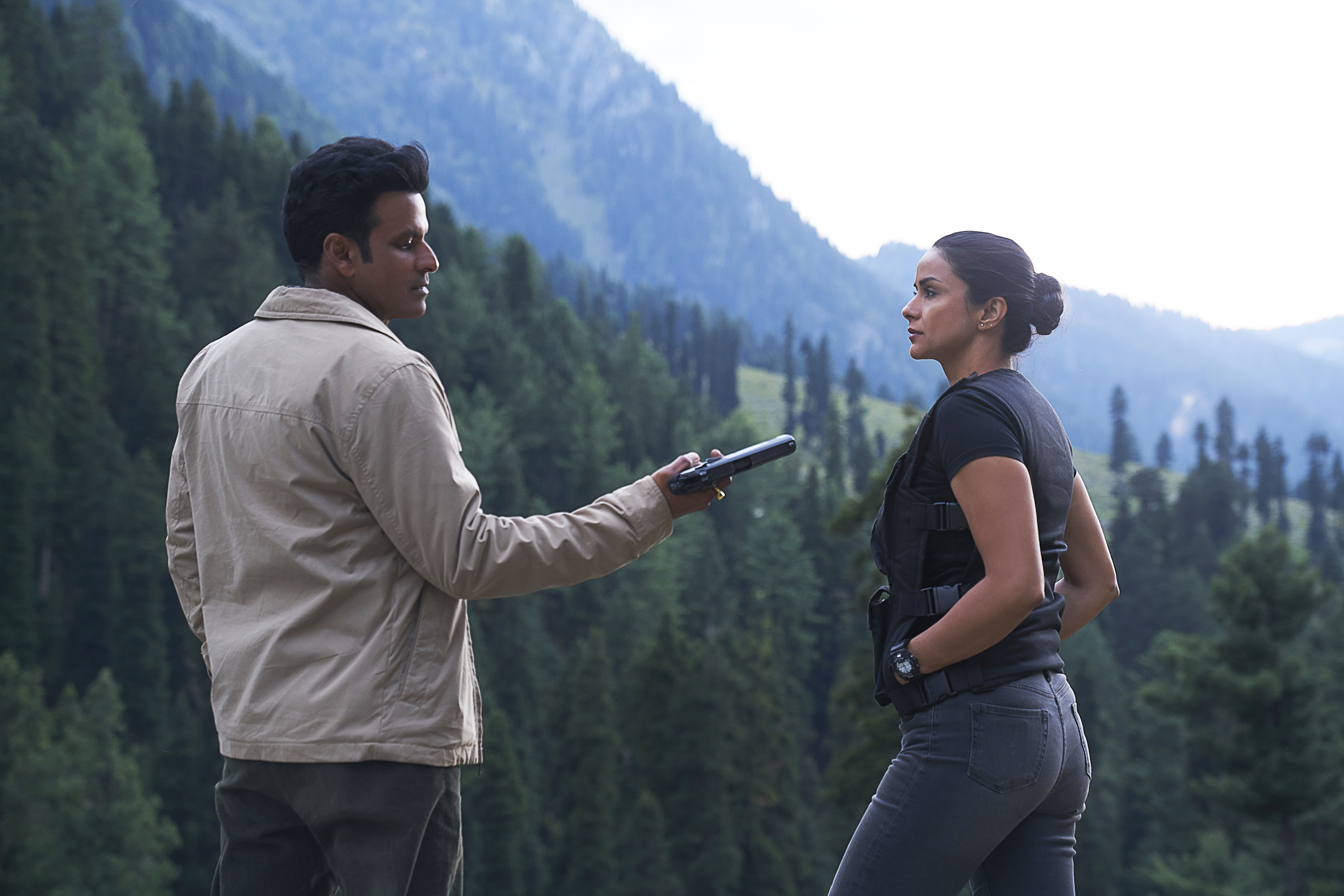 Index Of Var Ezdemo Site Storage Images Media Images L R Manoj Bajpayee Gul Panag 2 1264650 1 Eng Gb The indian coast guard catches three isis fear based oppressors in arabian sea close kochi. asian voice